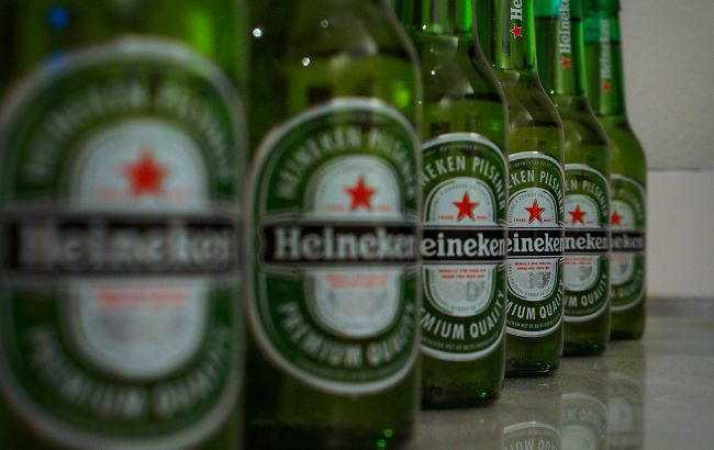 Heineken припиняє продажі і виробництво свого пива в Росії