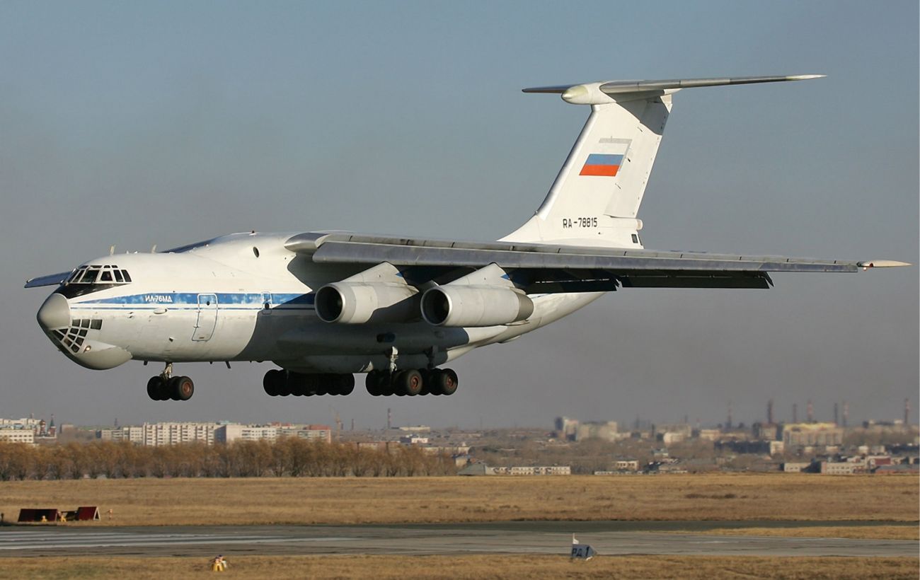 Russian Military Transfer: Five Il-76 Transport Planes Arrive Empty in Belarus