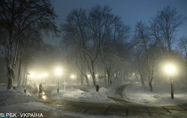 Погода на сегодня: в Украине снег, днем до +5