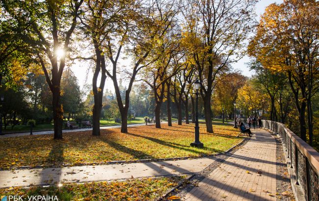 Синоптики рассказали, когда в Украину вернется солнце и 24-градусное тепло