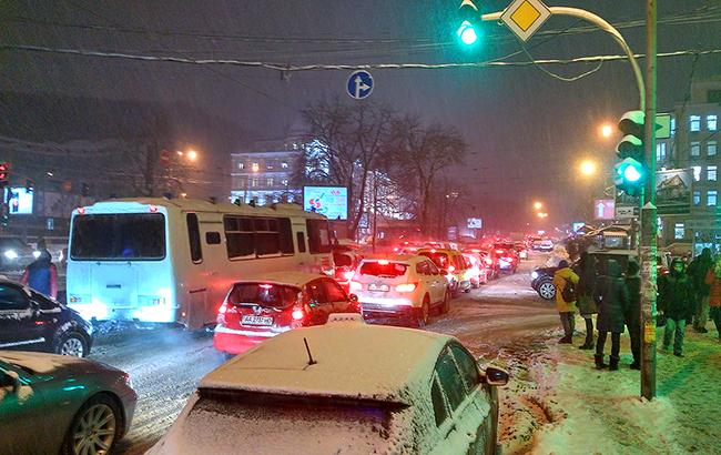 Пробки в Киеве достигли 7 баллов