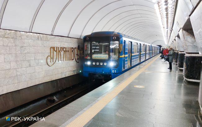 У Києві змінили графік руху поїздів у метро на час локдауну