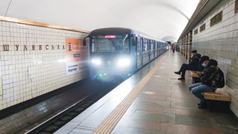 Metro V Kieve Ostanovilos Nazvana Prichina Rbk Ukraina