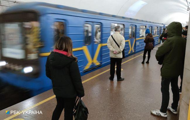 В Киеве сделали бесплатным весь коммунальный транспорт, метро в том числе