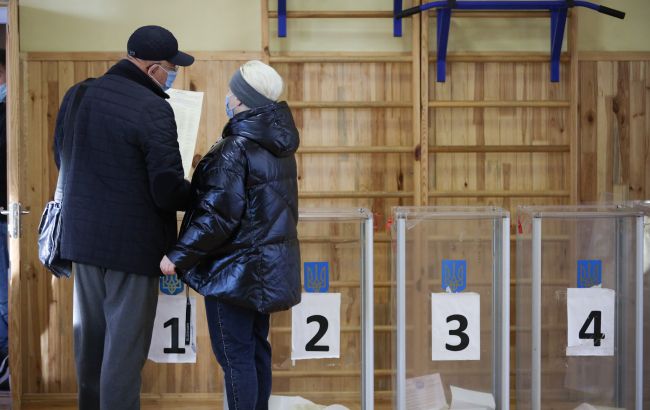 Другий тур місцевих виборів в Україні: що потрібно знати