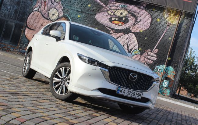 Тест-драйв Mazda CX-5: вивчаємо особливості популярного японського кросовера