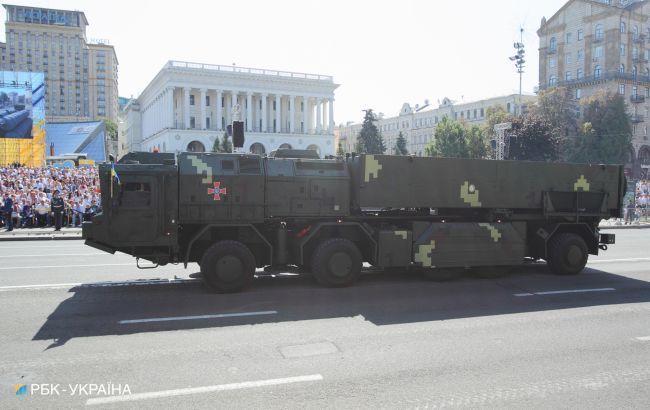 "Паляниця" та власна балістика. Що відомо про таємну зброю України та чи долетить вона до Москви