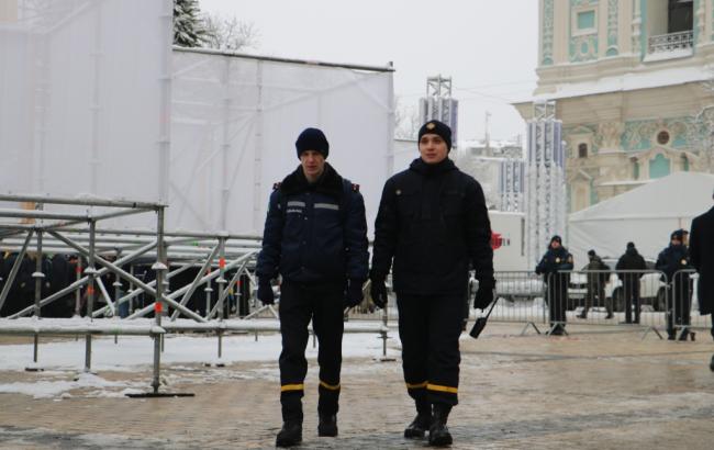 Рятувальники забезпечують пожежну і техногенну безпеку у центрі Києва