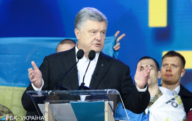 Порошенко вважає капітуляцією результати засідання ТКГ за участю Кучми