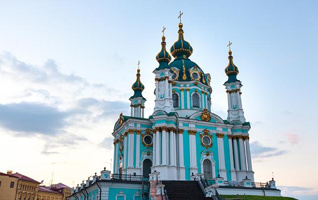 "Творцы": в сети показали, как проходит реставрация Андреевской церкви (фото)