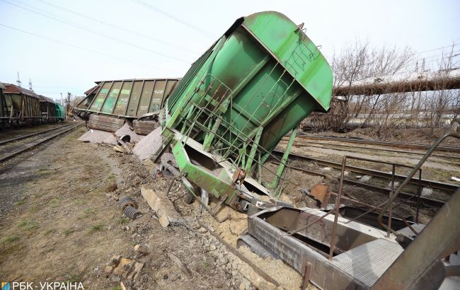 Под Белгородом пустили под откос грузовой поезд