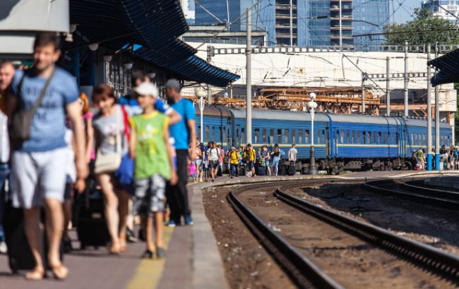 Железнодорожный дефицит: почему пассажирам в Украине не хватает билетов на поезда