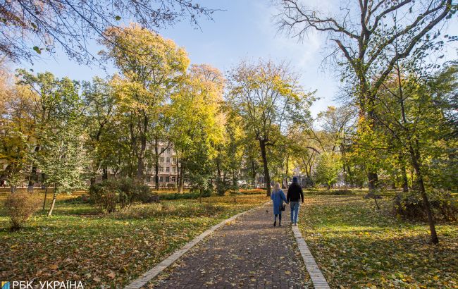 У Києві на вихідних потепліє до +20