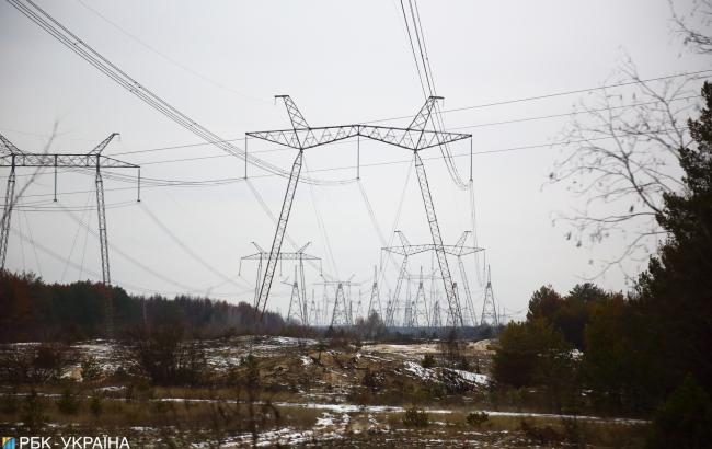 Регулятор повысил оптовую цену электроэнергии и сохранил тариф для населения