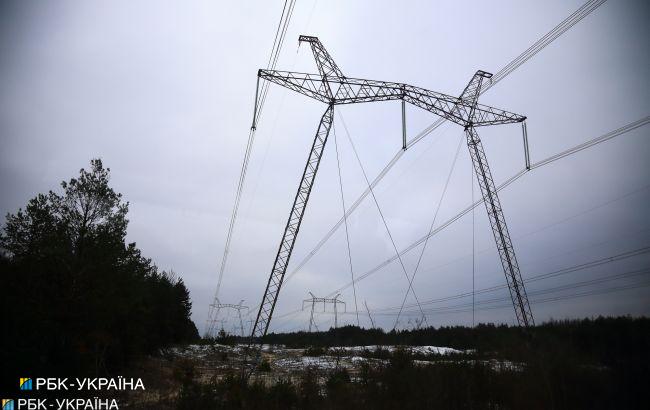 За добу енергетики повернули світло для 12 тисяч осель у Донецькій області, - ДТЕК