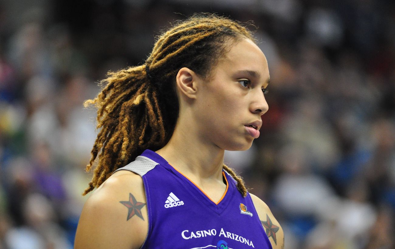 Griner in Russia sentenced to 9 years in prison for transporting one gram of cannabis oil