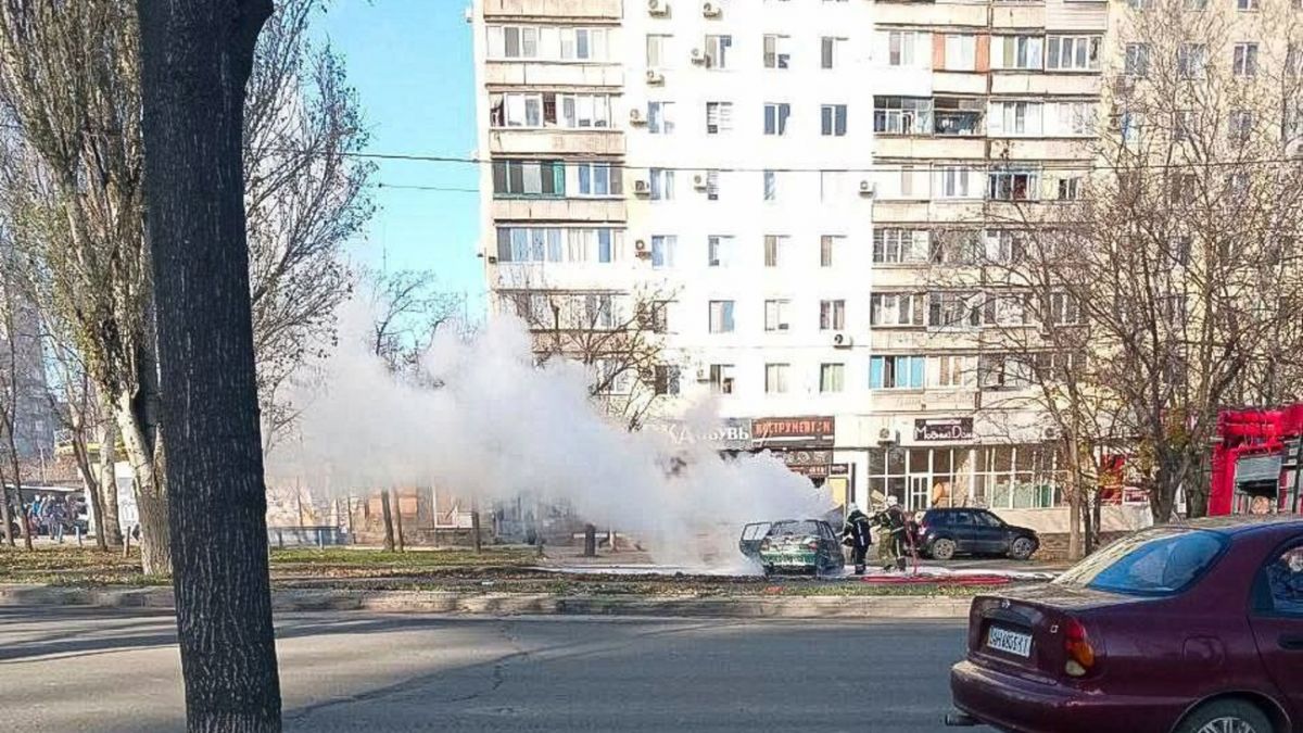 Взрыв в Мариуполе 10 ноября - взорван авто полицейского оккупантов | РБК  Украина