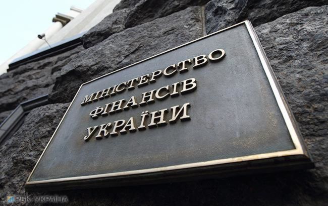 Мінфін звинуватили у недофінансуванні медицини та військових: в чому причина