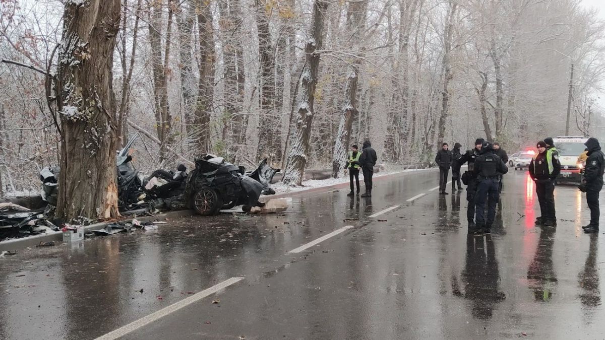 ДТП в Черновцах произошло 20 ноября - погибли три человека | РБК Украина