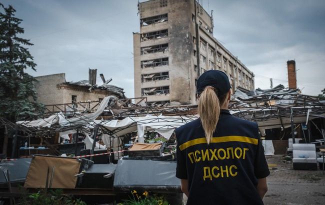 Ракетний удар по Краматорську: поліція показала перші хвилини після атаки