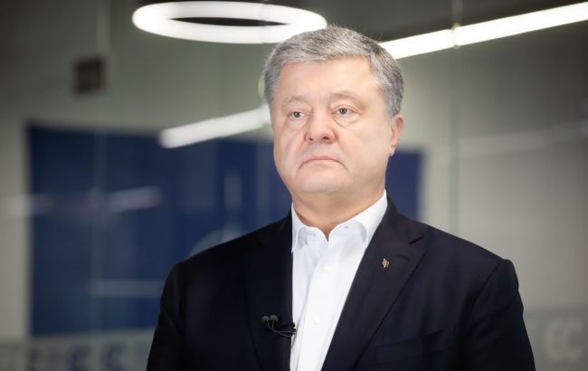 Порошенко: не дадим демонтировать демократию, Украину и украинскую государственность