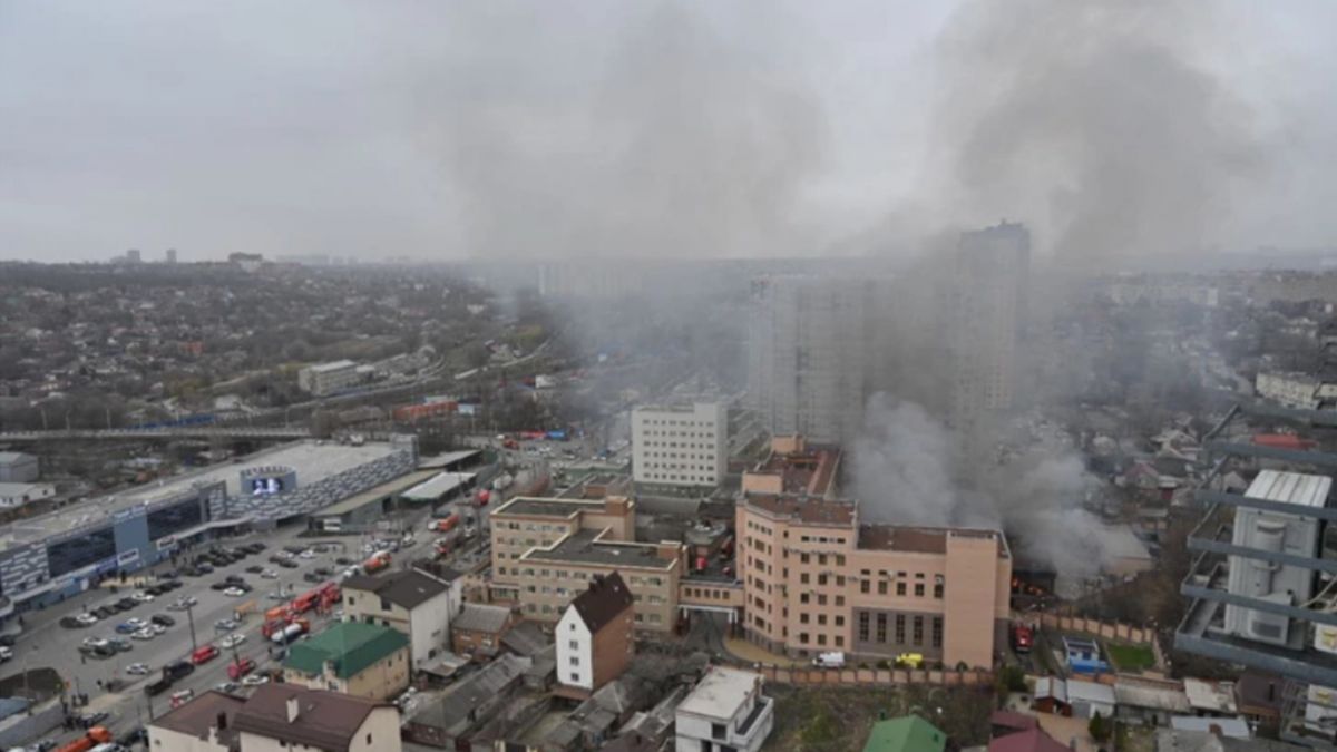 Пожар в Ростове-на-Доне - момент взрыва попал на видео | РБК Украина