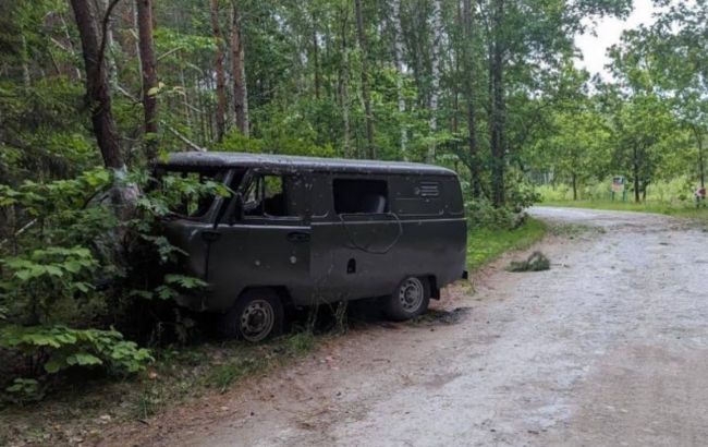 Оккупанты обстреляли автомобиль с лесниками и гражданскими в Сумской области: шесть жертв