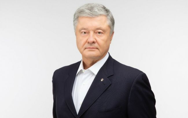 Порошенко призвал власть тратить средства Фонда борьбы с COVID-19 по назначению