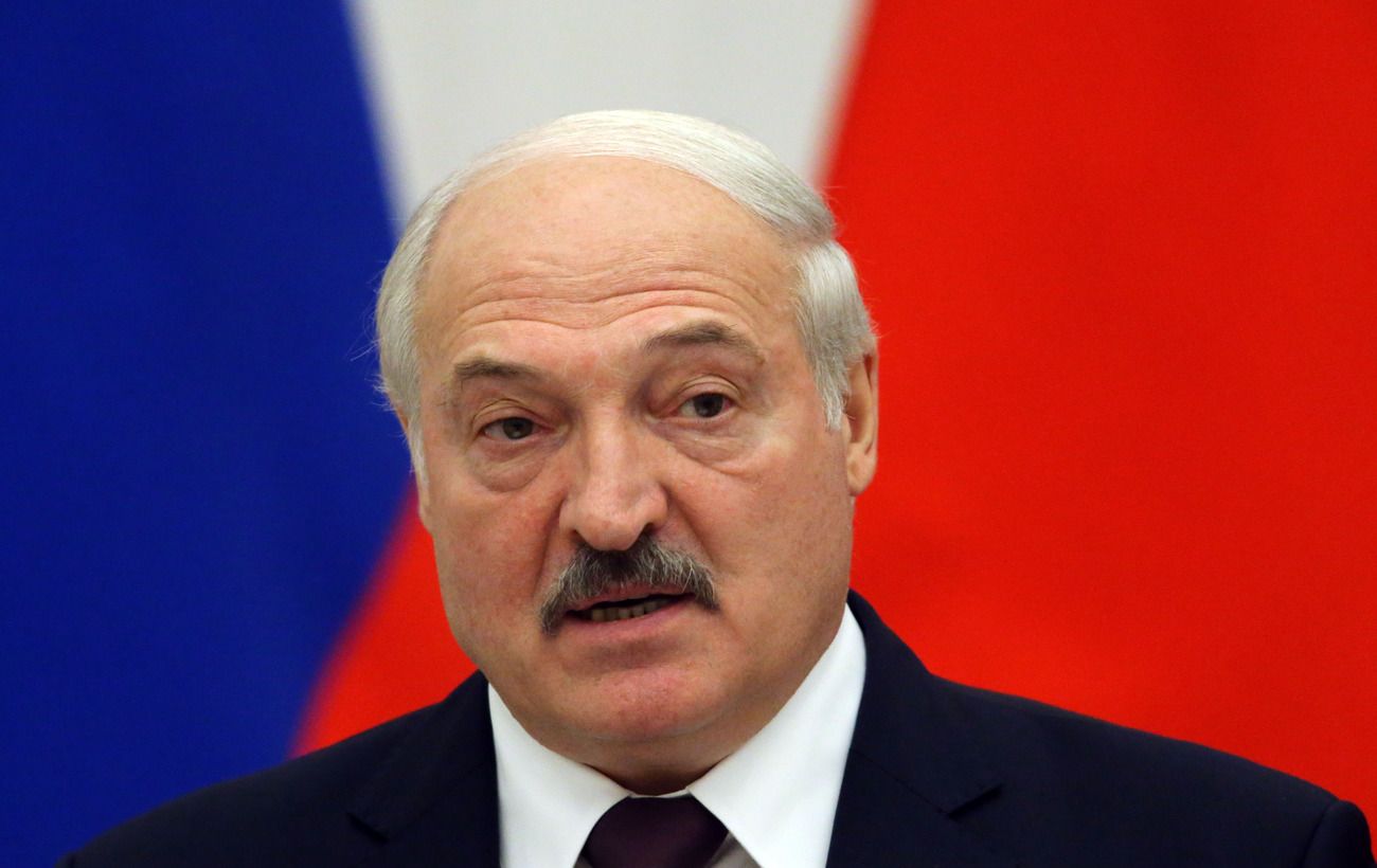 Belarusian Dictator Lukashenka Confirms Russian Invasion of Ukraine