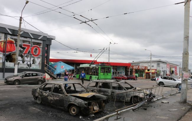 Ранковий обстріл Харкова: з'явились фото та відео наслідків