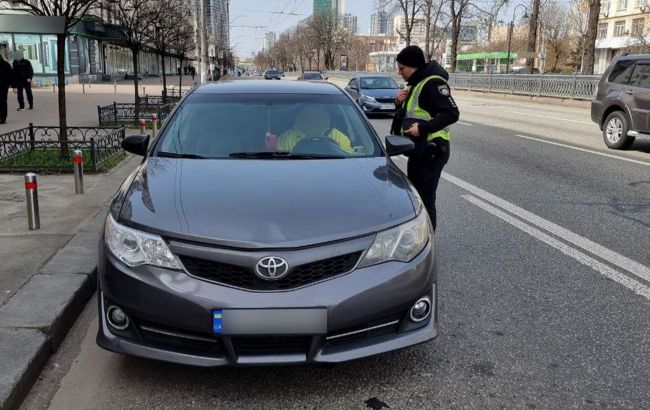 Водителям напомнили о штрафах за "популярные" нарушения ПДД: сколько придется заплатить