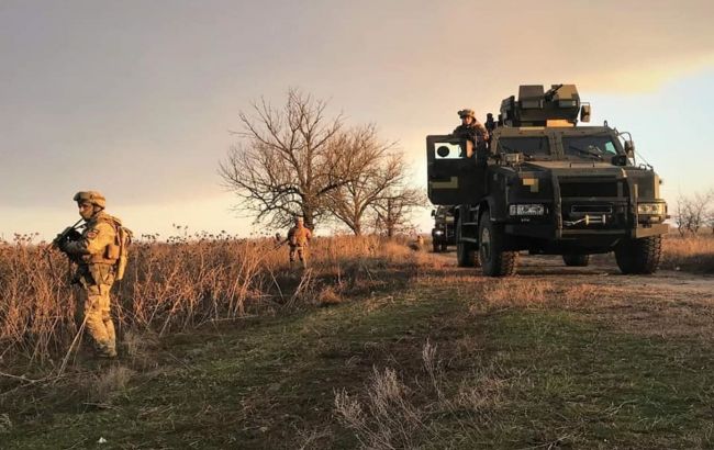 Захищали порт і зачищали аеродром: морпіхи провели навчання під Одесою