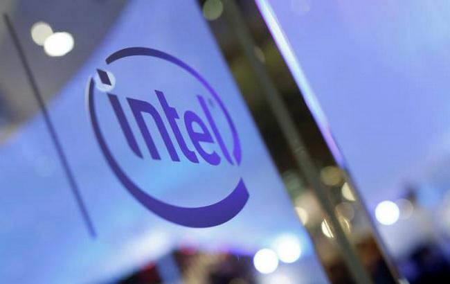 Intel сократил квартальную прибыль на более 50%