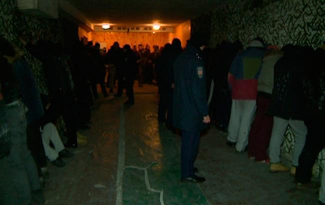 Поліція затримала понад 130 людей під час зіткнень під Житомирською кондитерською фабрикою