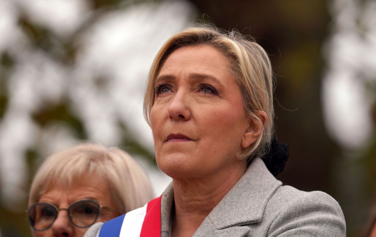 Le Pen Takes Stand on Russia-Ukraine Conflict and Advocates for Negotiations