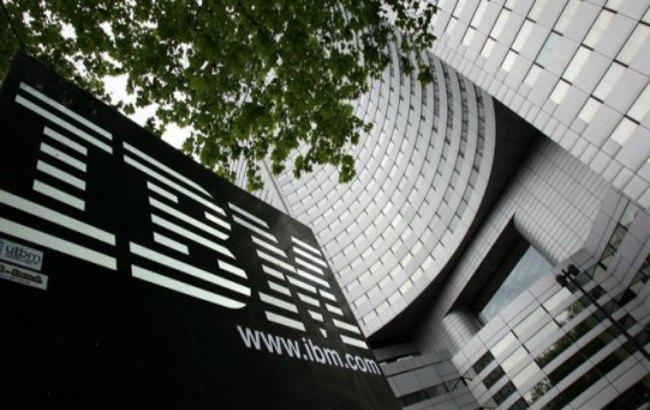 Чистая прибыль IBM сократилась на 3,3% в III квартале