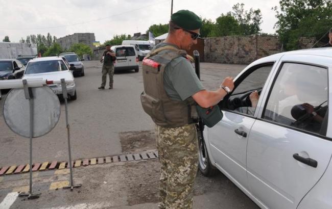 КПВВ на Донбассе за сутки пересекли почти 46 тыс. человек