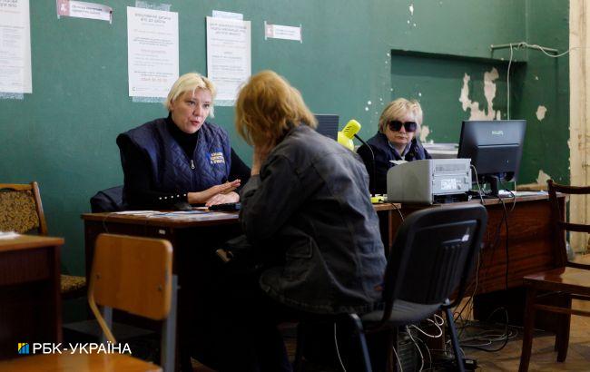 В Украине решили пока не проводить массовые проверки мест проживания ВПЛ