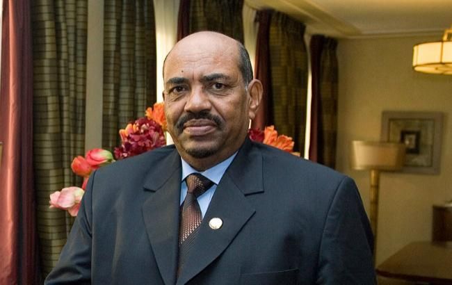 Президент Судану пішов у відставку, - Reuters