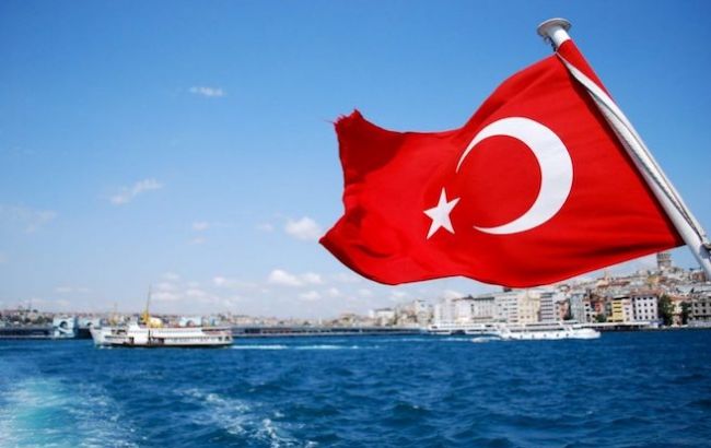 Туреччина може відкрити туристичний сезон наприкінці травня