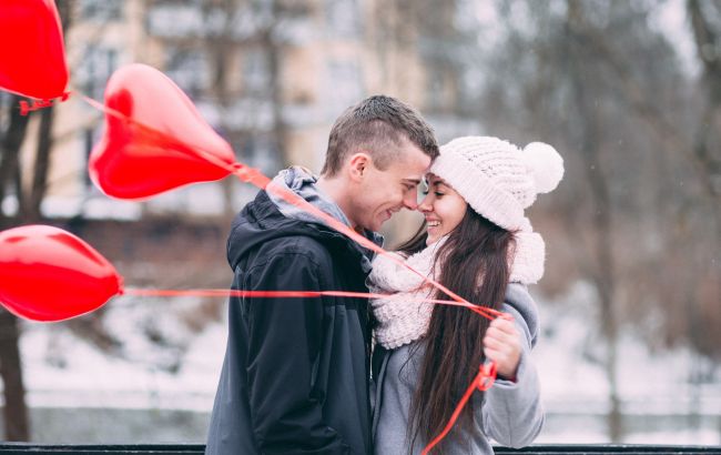 Семейное счастье уже на пороге: названы знаки Зодиака, которые вступят в брак в 2022 году