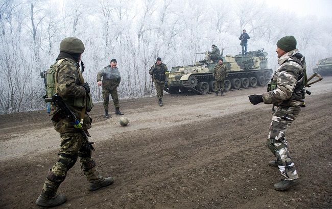 Рада вернется к закону о выборах на Донбассе лишь после 60 дней "тишины", - источник