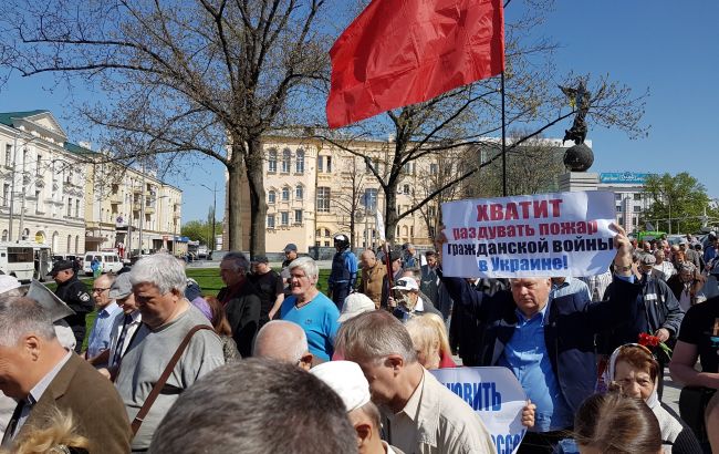 В Харькове на демонстрации произошла драка из-за антиукраинских лозунгов