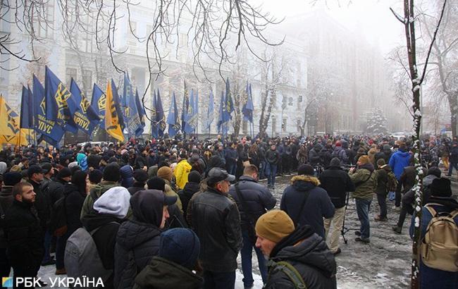 У центрі Києва через засідання Верховної ради утворилися затори