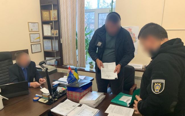 ДБР повідомило про підозру начальника міграційної служби Одеської області