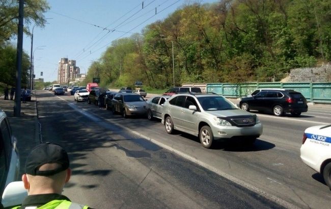 В Киеве произошла авария с участием 7 автомобилей