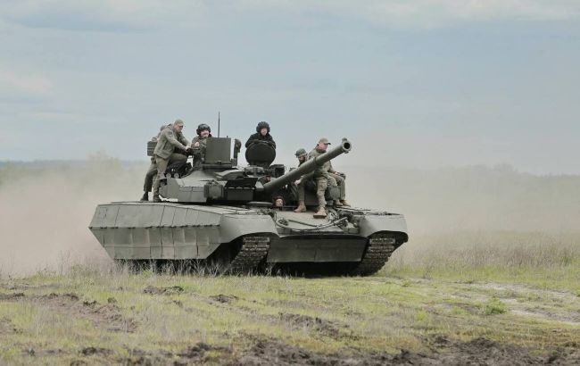 Міноборони замовить українські танки "Оплот" для ЗСУ, - Резніков