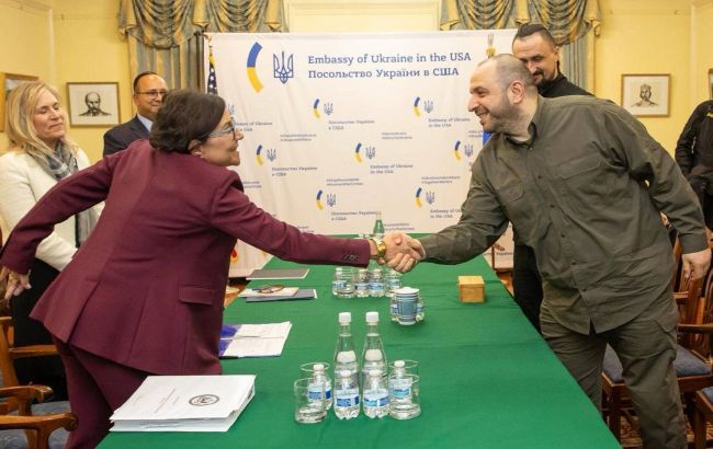 Умєров і Камишин обговорили зі спецпредом США спільне виробництво зброї та обладнання