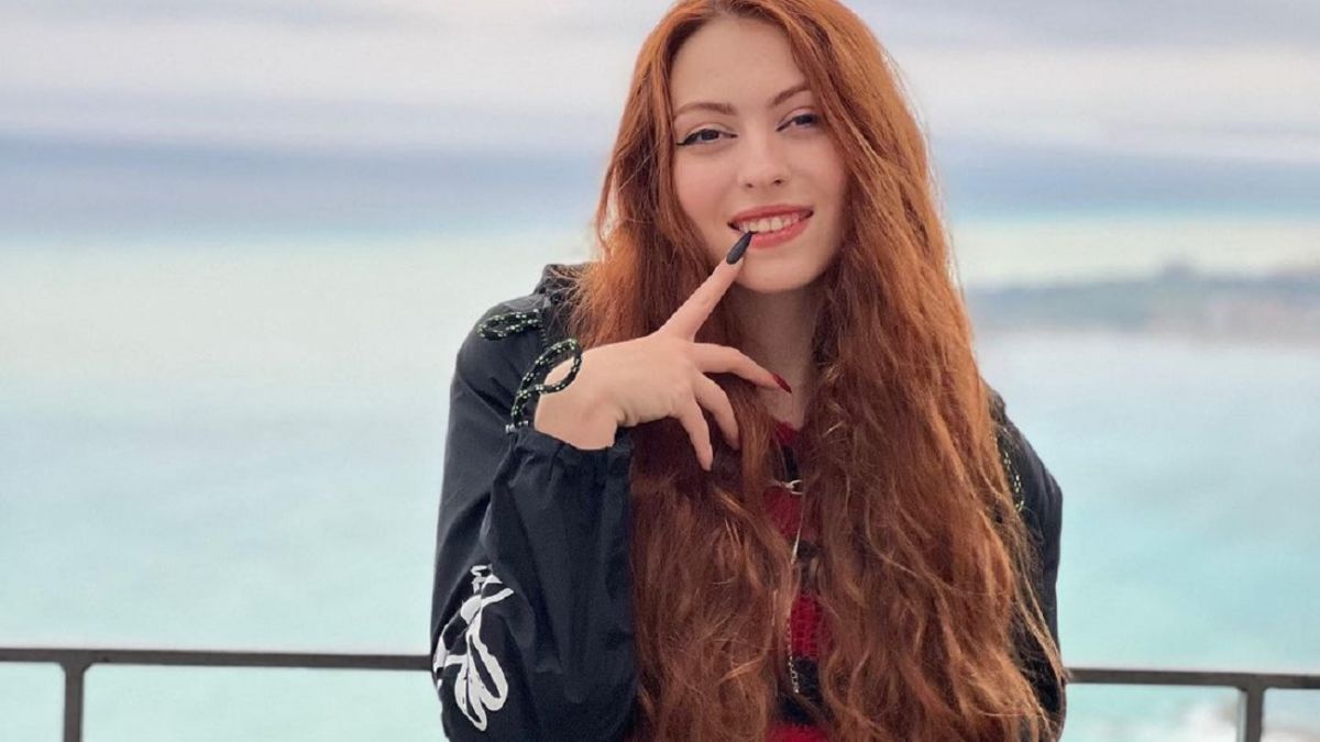 Маша Полякова похвасталась красивыми фото на берегу океана | РБК-Україна