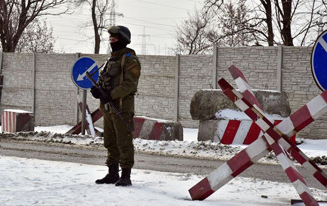 В одному з сіл Рівненської області обмежили в'їзд і виїзд через спалах COVID-19